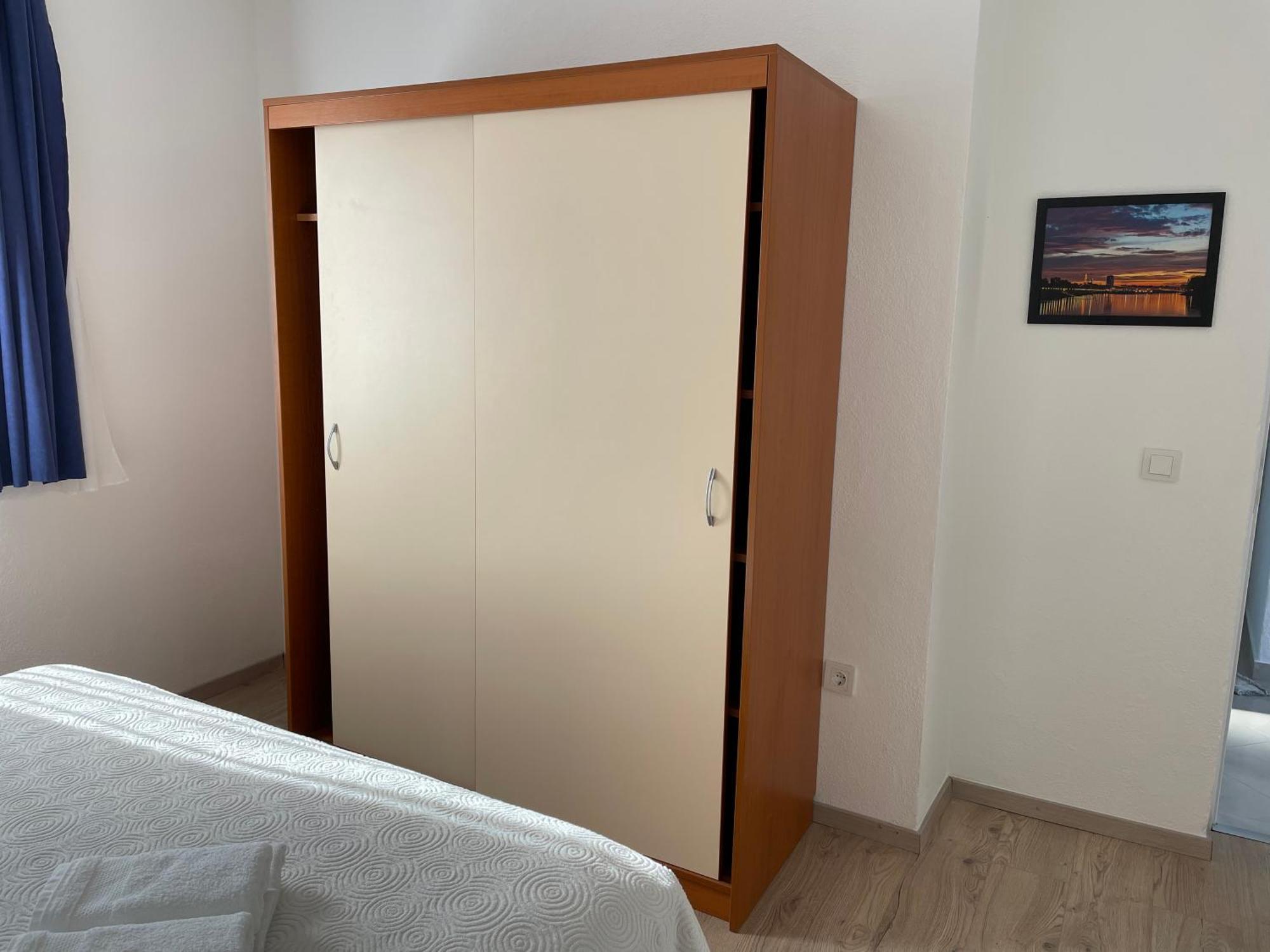 Apartments Angela Примоштен Номер фото